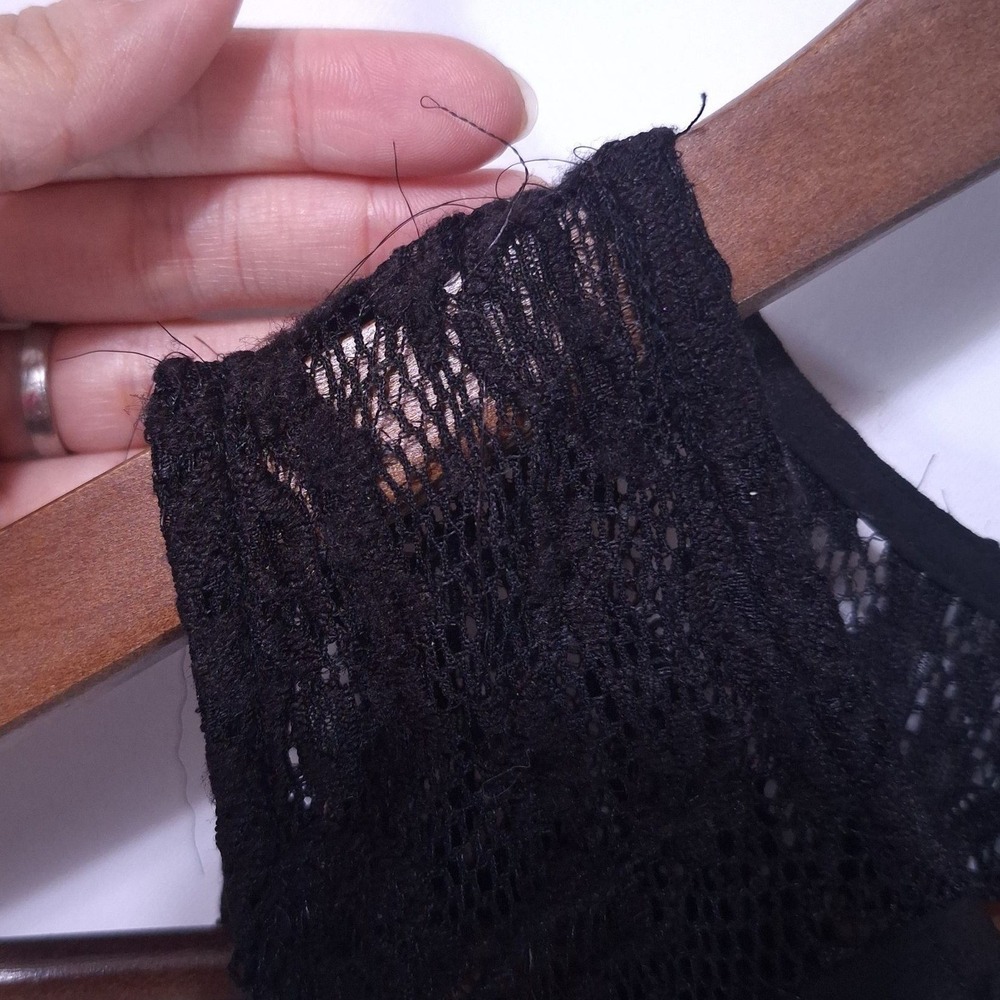 Torrid Lace Yoke Chiffon Tank Top Women 0 Black Curved Hem Dark Academia Flowy - Picture 8 of 10